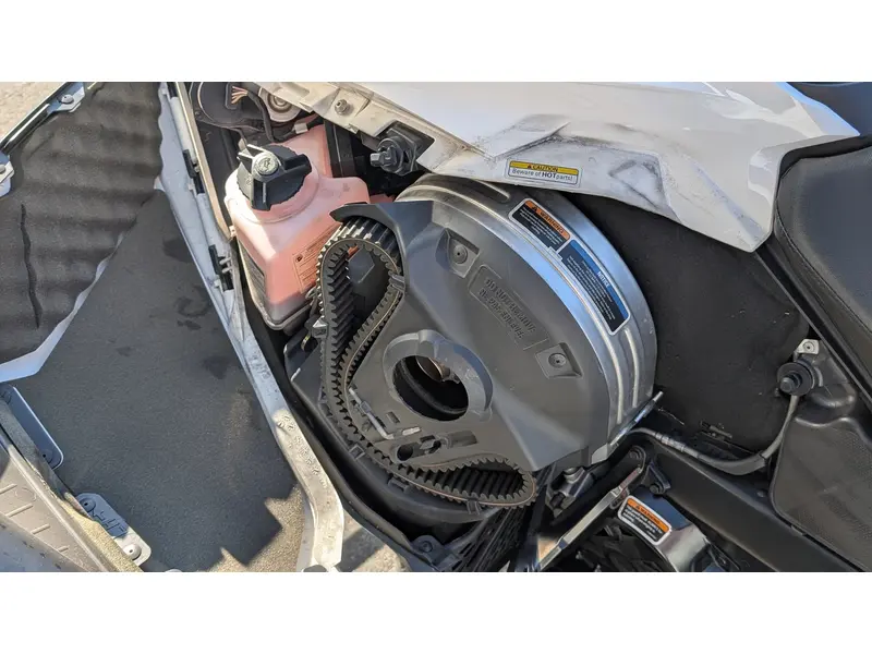 2017 Ski-Doo RENEGADE ADRENALINE 850 ETEC