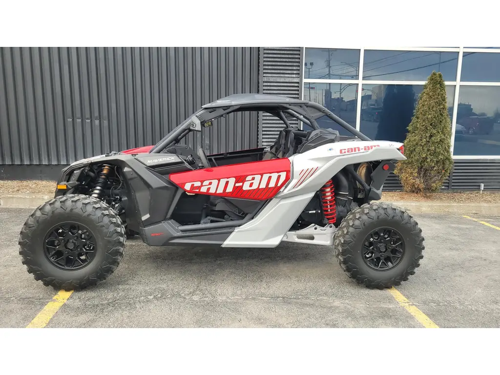 2025 Can-Am Maverick DS Turbo RR