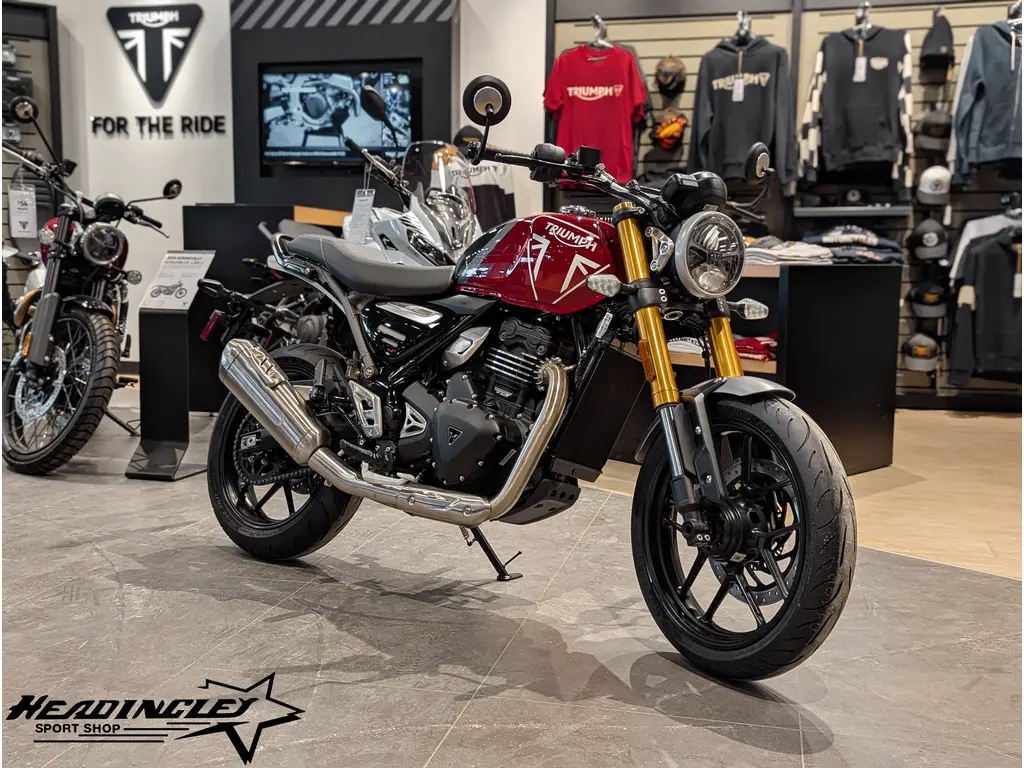 2025 Triumph Speed 400 // Carnival Red/Storm Grey 
