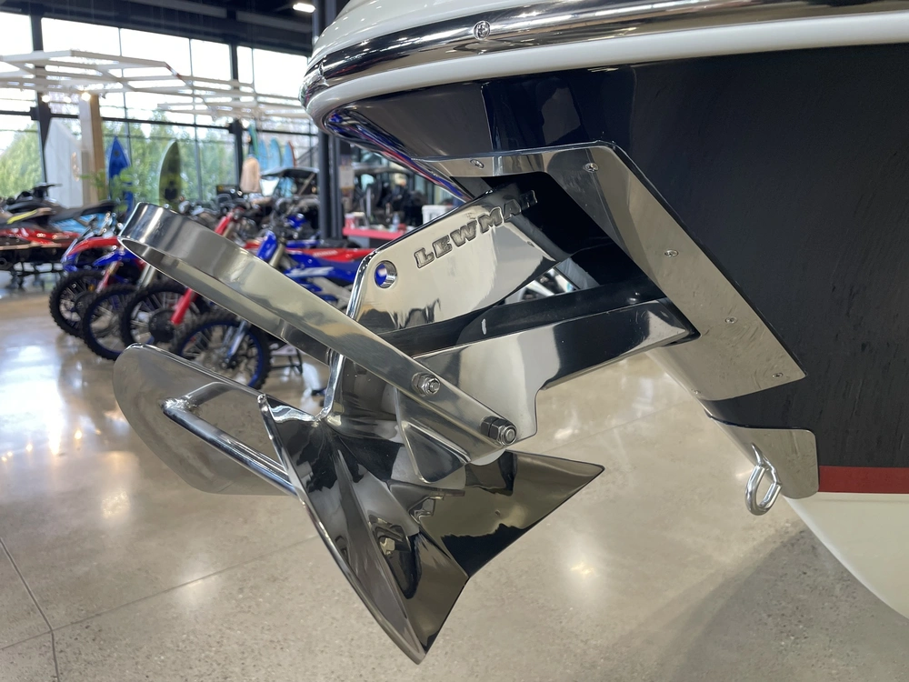 2025 Chris-craft Launch 27 Massive Price Drop alt