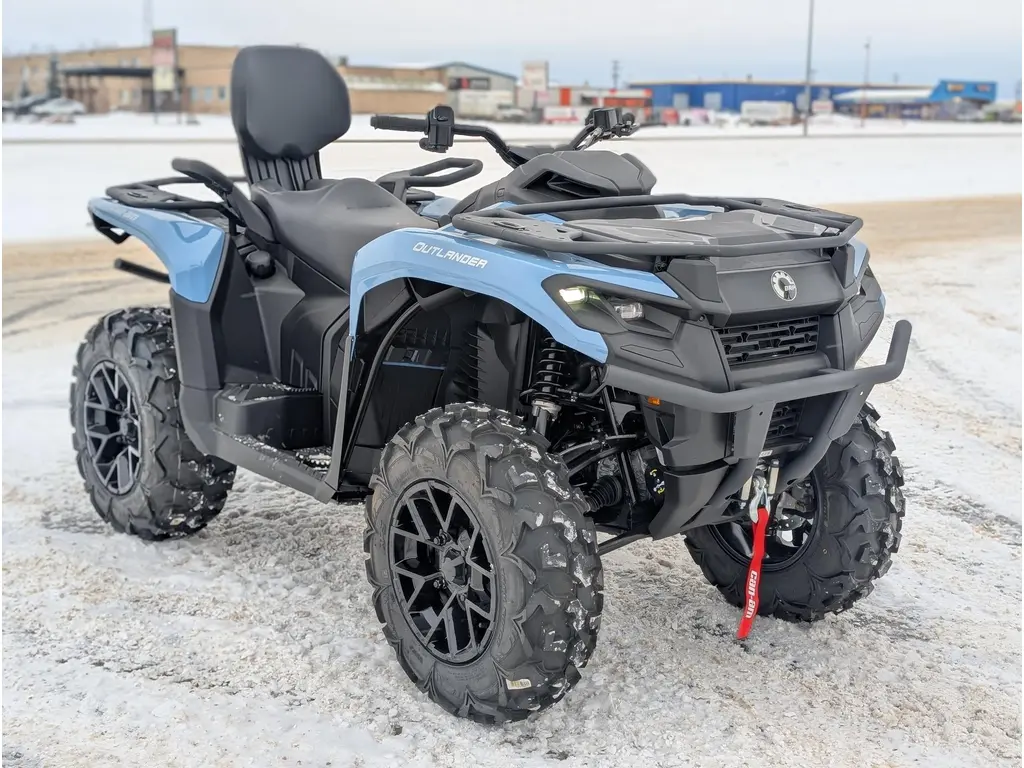 2025 Can-Am Outlander Max XT 700