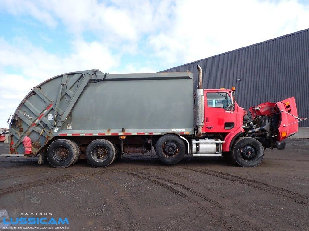 2007 Sterling 9513