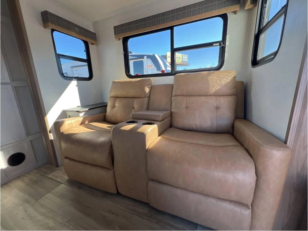 Astoria 260rk 2025 alt