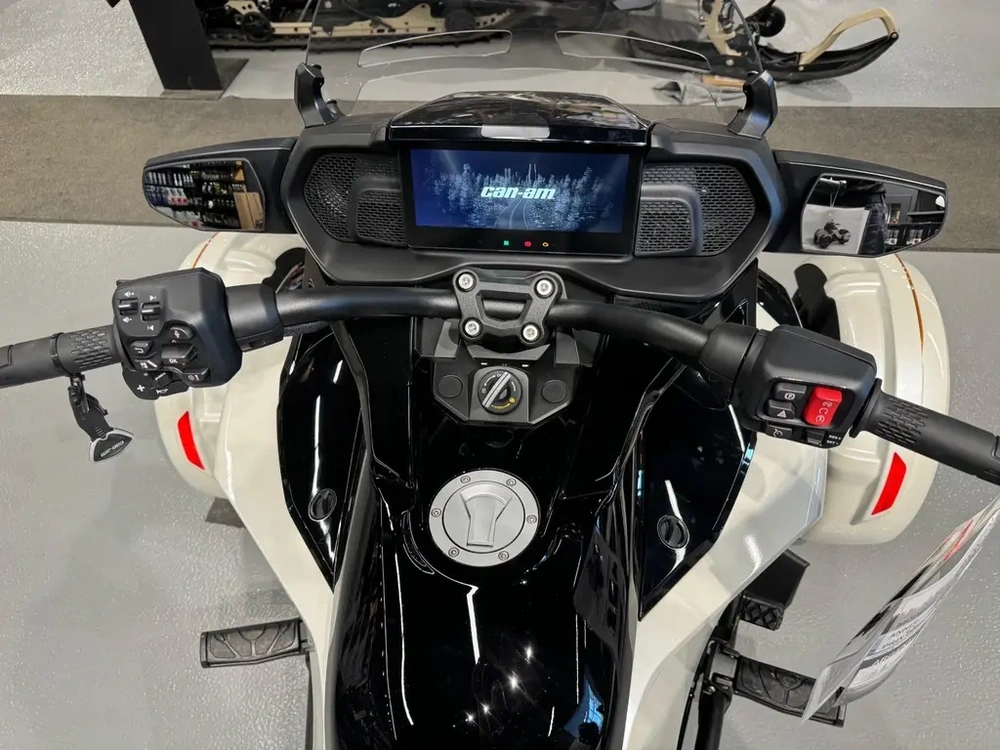 Can-am Spyder F3-t Se6 F3 2024 alt
