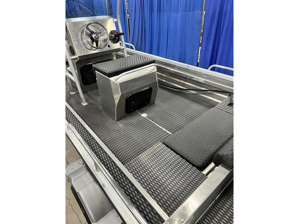 2025 Marlon Jon Boat Sp18 W/ Centre Console + 60hp Ct 4s Merc & Trailer