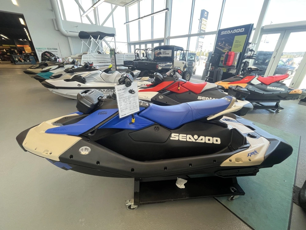 Sea-doo Spark Trixx 3 Places Audio 2025 alt