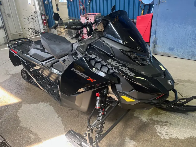 2024 Ski-Doo MXZ X 850 E-Tec