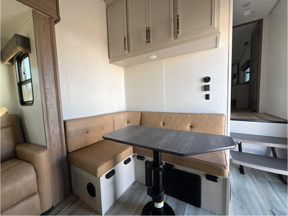 Astoria 260rk 2025 alt