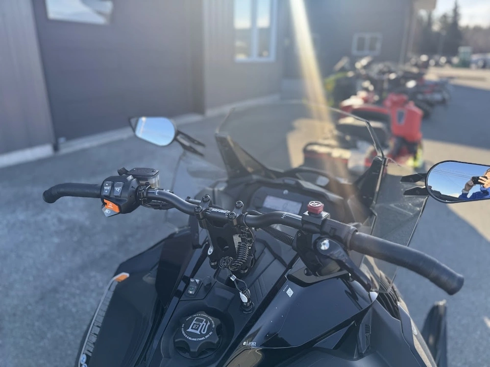 Ski-doo Renegade Adrenaline 900 Ace 2023 alt