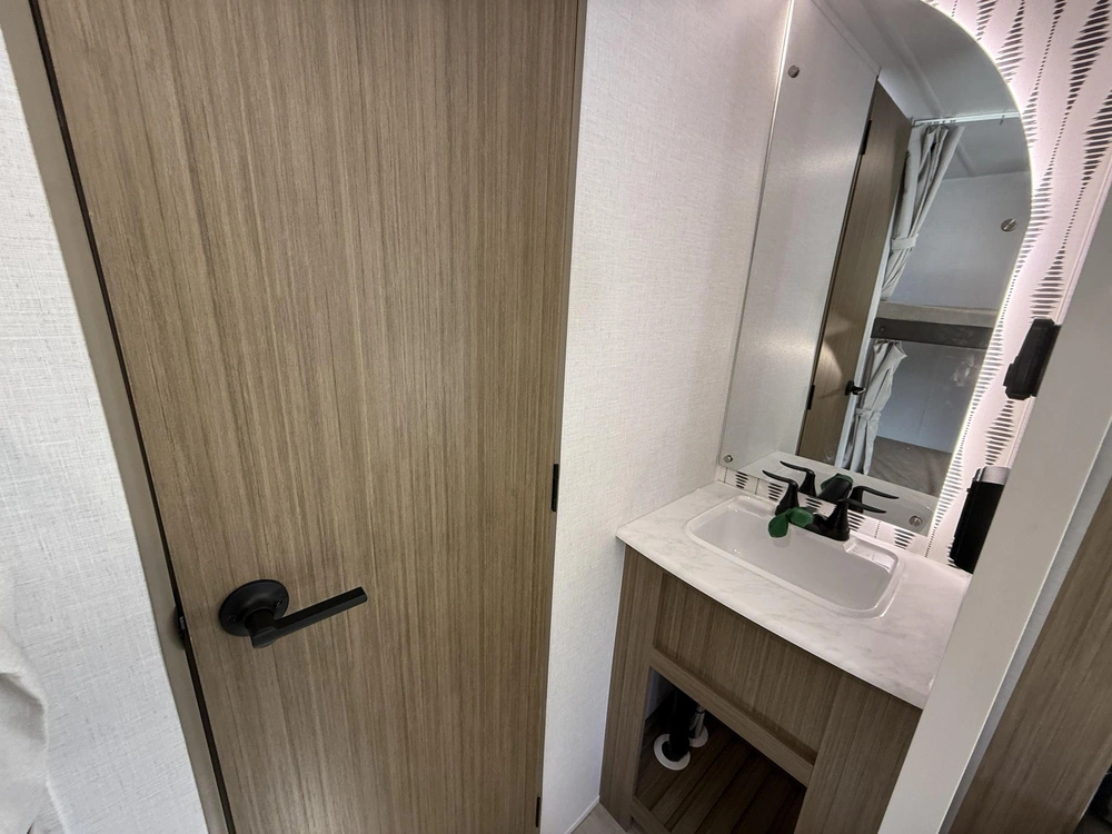 Salem 28dbud 2025 alt