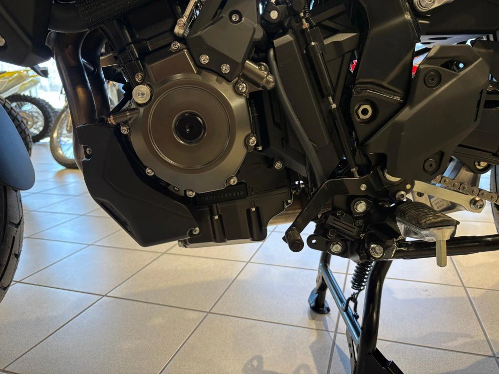 Suzuki V-strom 800 Touring Kit 2025 alt