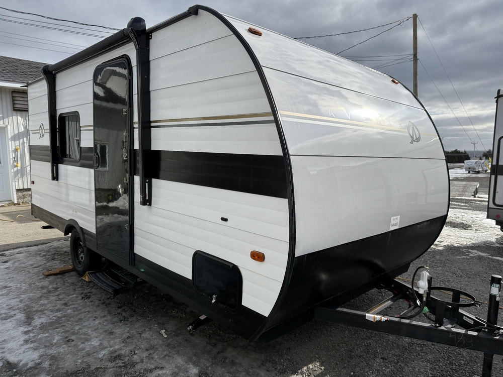 2025 Avenir 17rb Cruiser alt