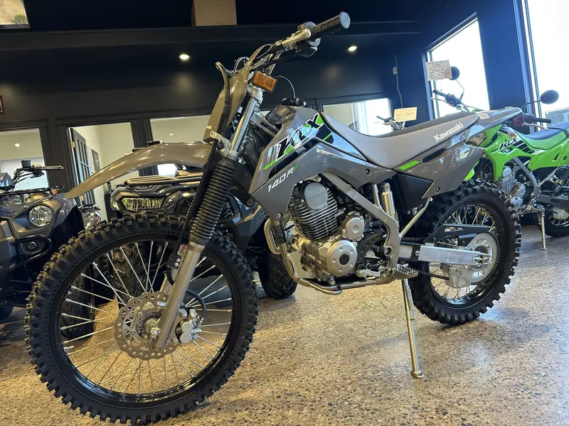2025 Kawasaki KLX 140R F