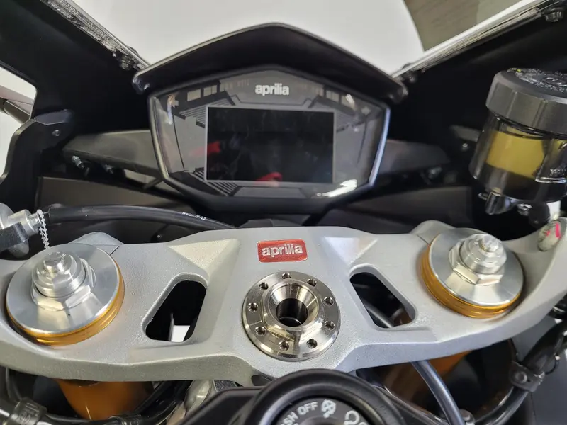 2025 APRILIA RS 660 RACING BLACK