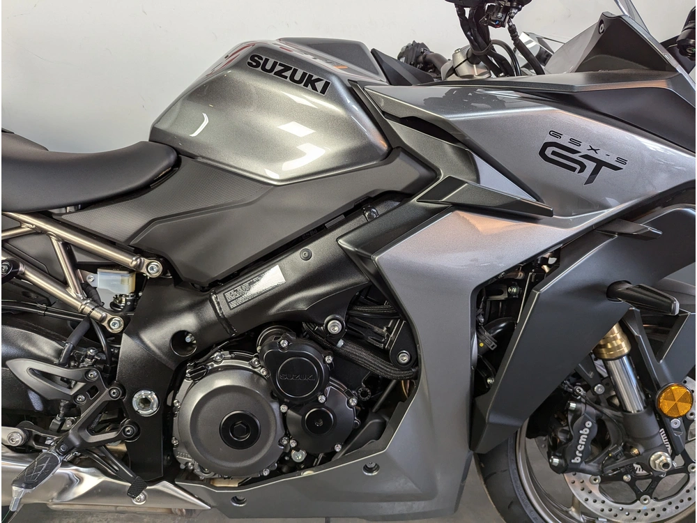2025 Suzuki Gsx-s1000gt+ ✅garantie 3 Ans Gratuite!!🙏 alt