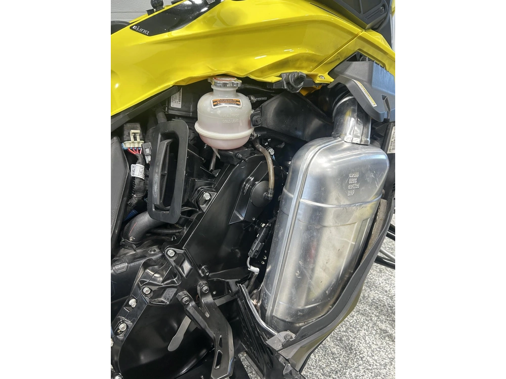 2022 Ski-doo Renegade Xrs 850 E-tec alt