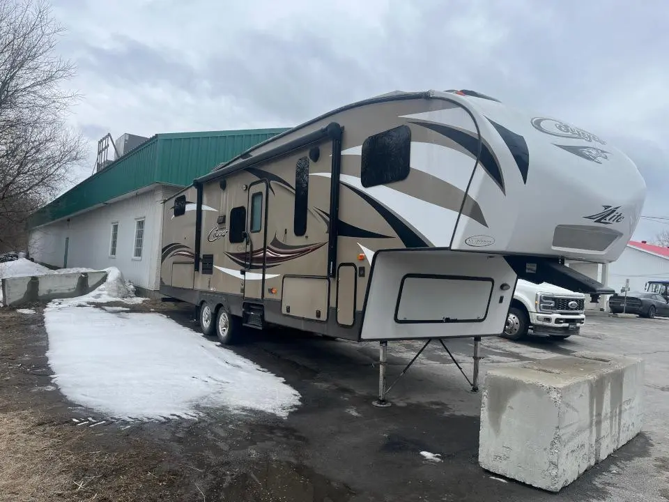 Keystone Fifth Wheel Cougar X-light 2015