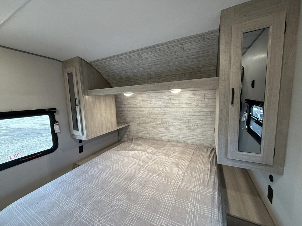 Catalina 261bhs8 2025 alt