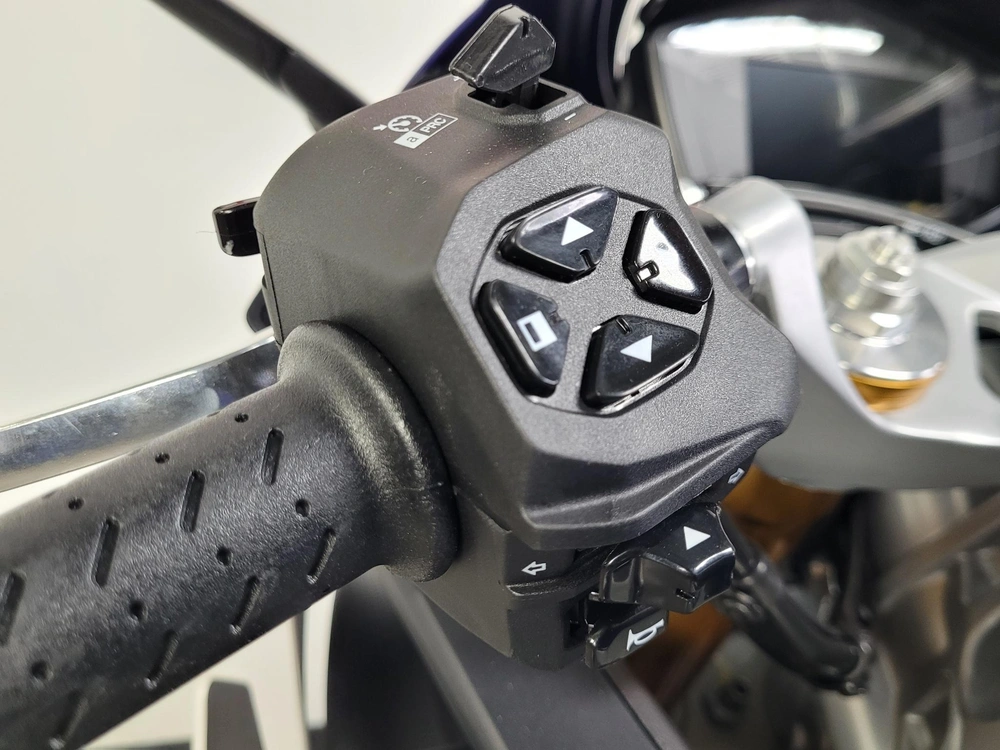 2025 Aprilia Rs 660 Tribute alt