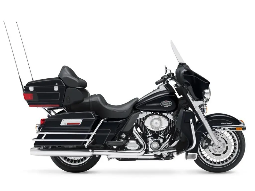 2010 Harley-Davidson Electra Glide Ultra Classic // Vivid Black