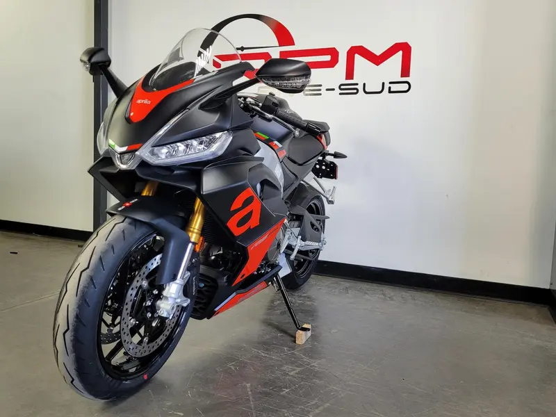 2025 APRILIA RS 660 RACING BLACK