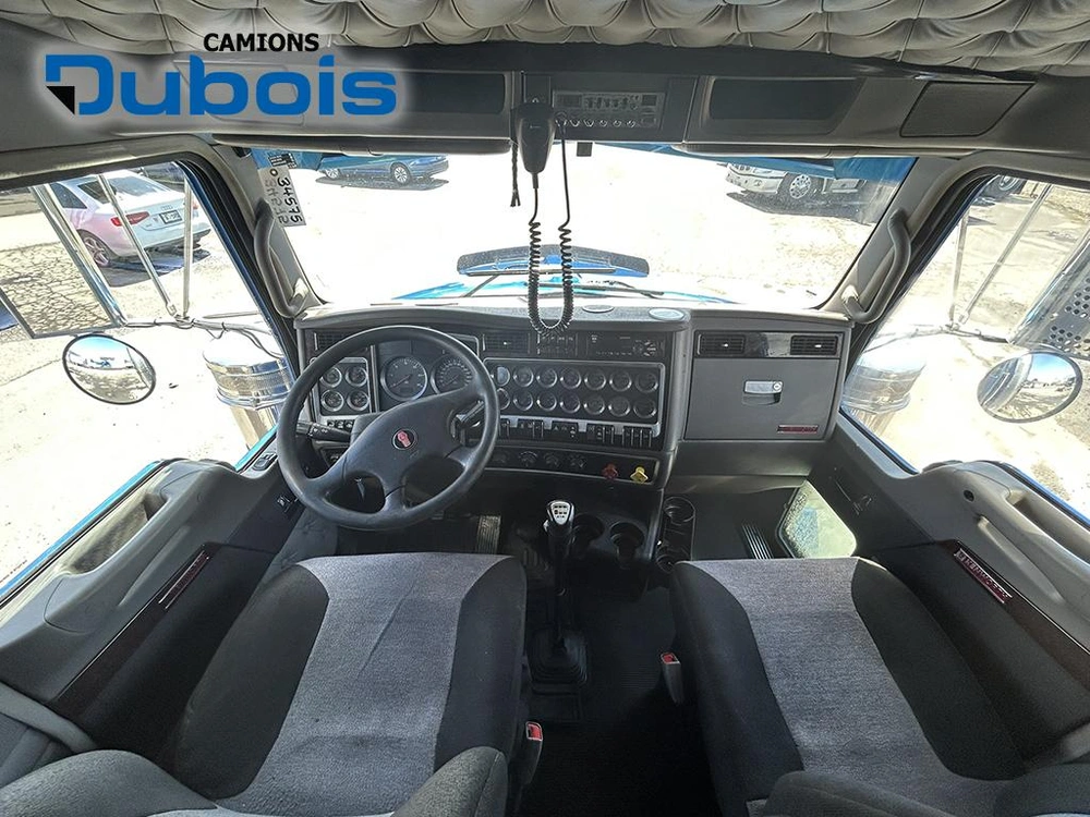 2020 Kenworth T800 alt