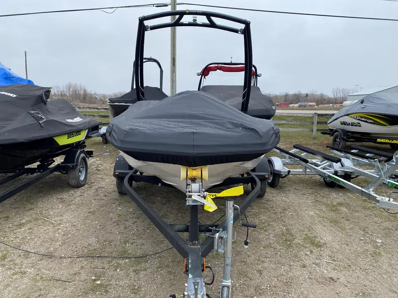 Scarab Scarab 165 2017