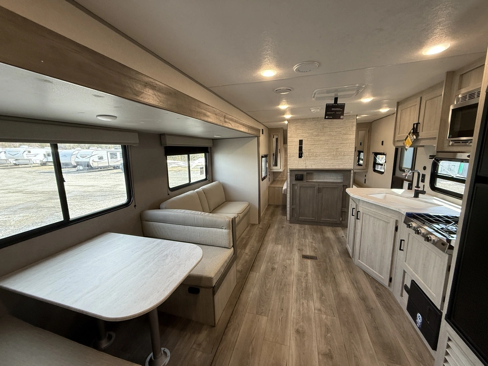 Catalina 261bhs8 2025 alt