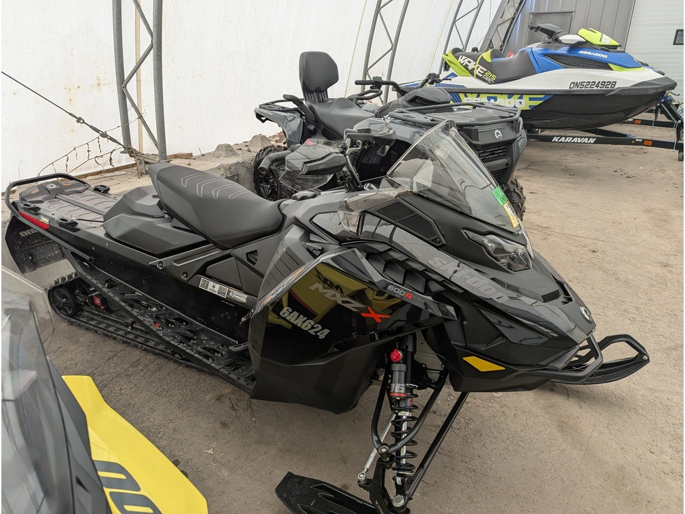 2025 Ski-doo Mxzx 600 137 1.25 Ir alt