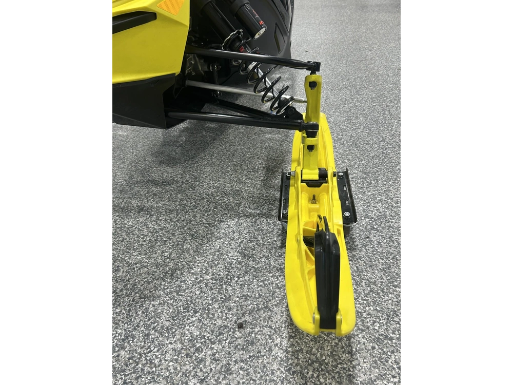 2022 Ski-doo Renegade Xrs 850 alt