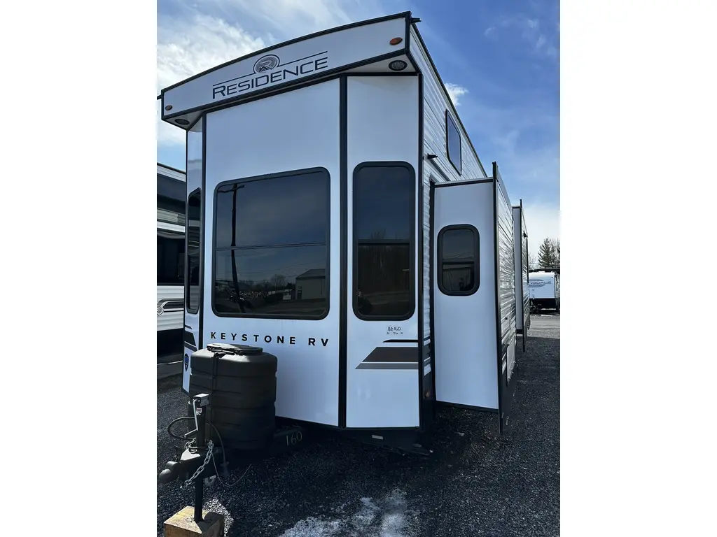 2025 Keystone RV Résidence - 40HBDL