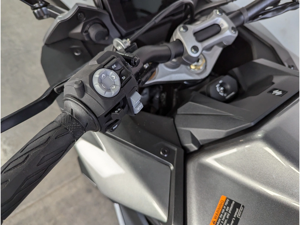 2025 Suzuki Gsx-s1000gt+ ✅garantie 5 Ans Gratuite!!🙏 alt