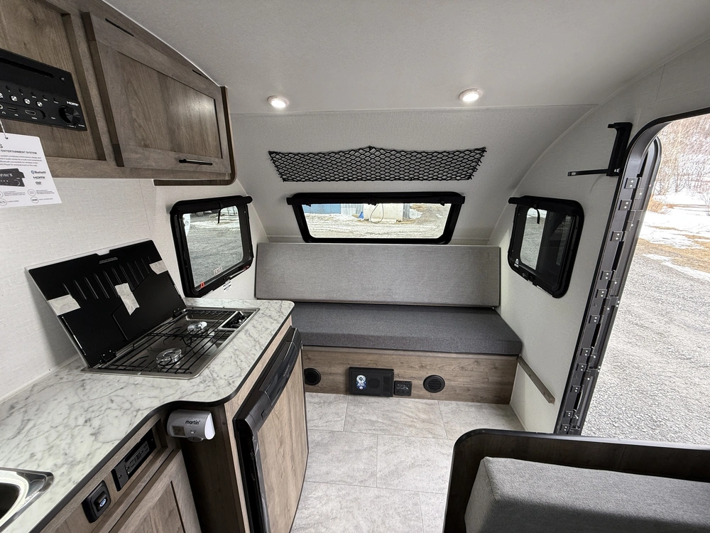 Prolite Lounge 2025 alt