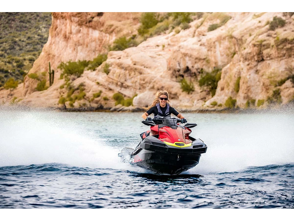 Kawasaki Jet Ski Ultra 310 2025 alt