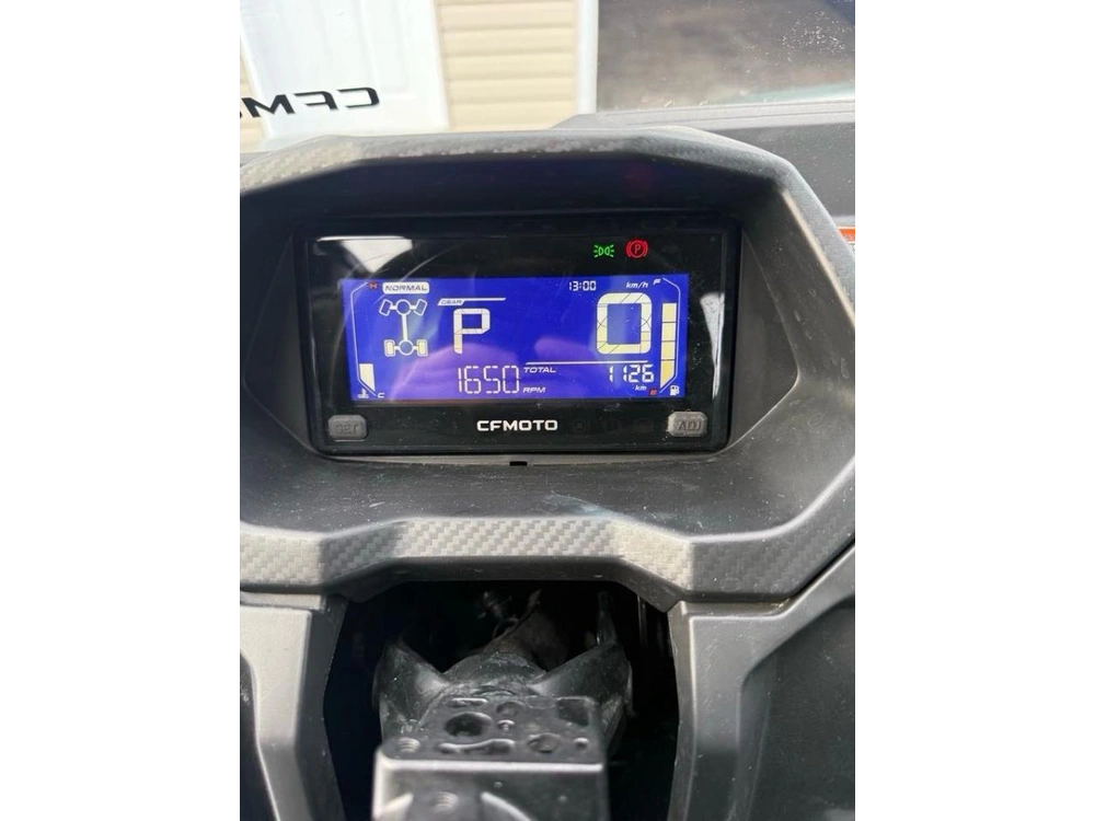 2023 Cfmoto Uforce 600 alt