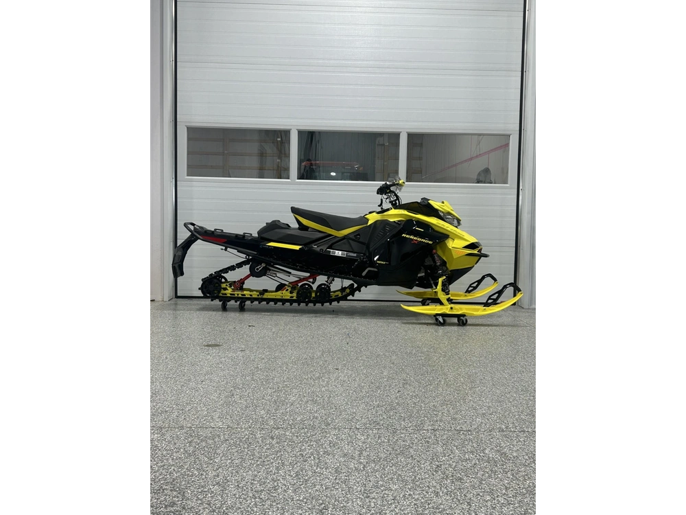 2022 Ski-doo Renegade Xrs 850 alt