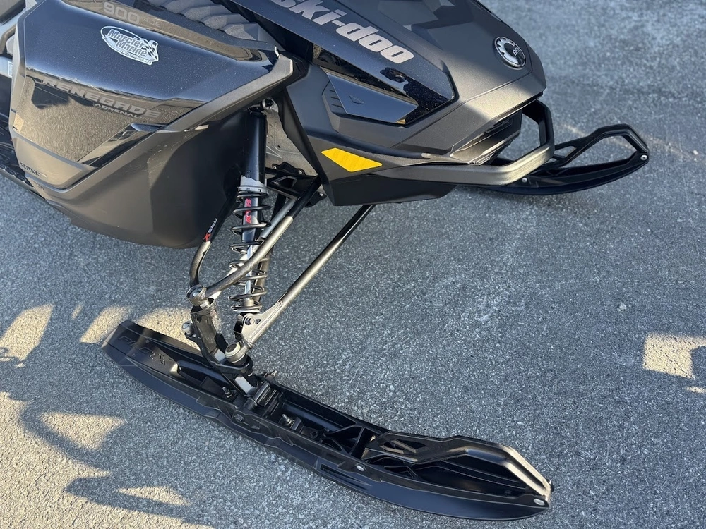 Ski-doo Renegade Adrenaline 900 Ace 2023 alt