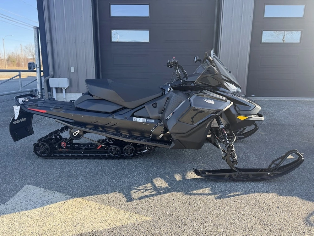 Ski-doo Renegade Adrenaline 900 Ace 2023 alt