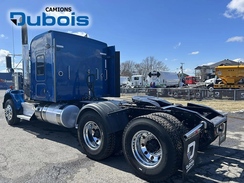 2020 Kenworth T800 alt