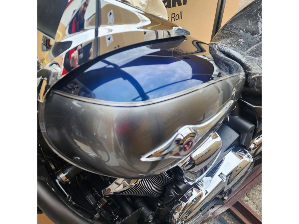 2025 Kawasaki Vulcan 900 Classic Lt alt