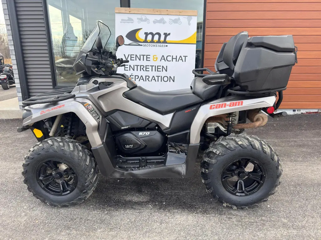 2017 Can-Am OUTLANDER MAX XT 570