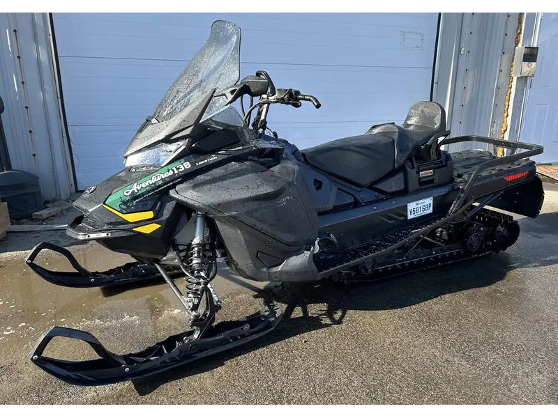 2022 Ski-Doo Expedition SWT 900 ace