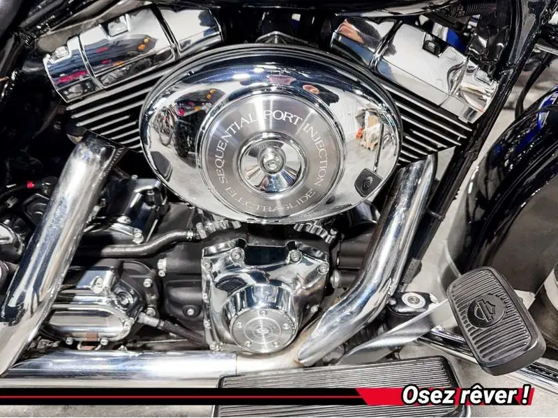2006 Harley-Davidson FLHTC ELECTRAGLIDE