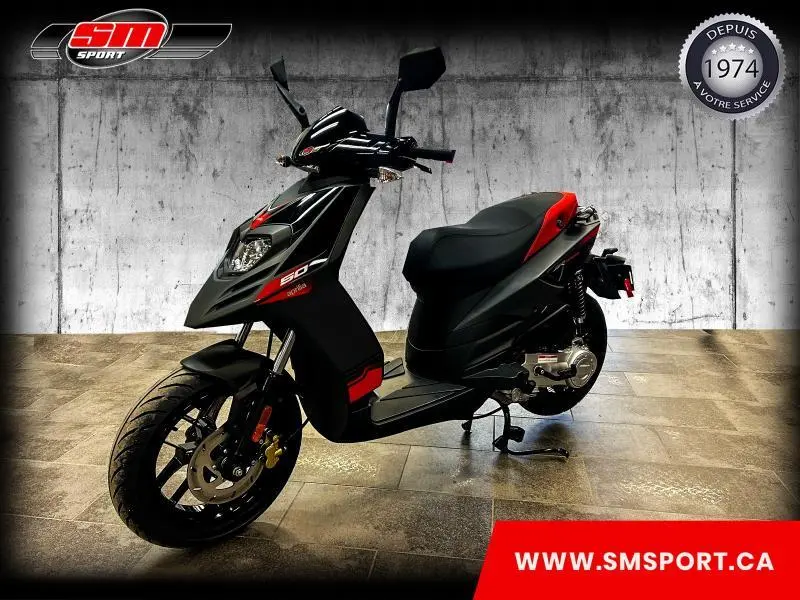 2025 Aprilia SR 50 MT 4T
