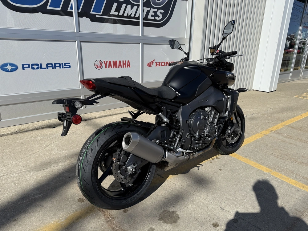 Yamaha Mt-10 2025 alt