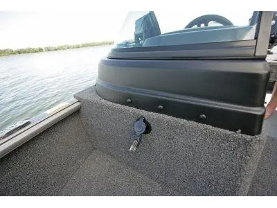 Lund Boat Co 2075 IMPACT XS 2025