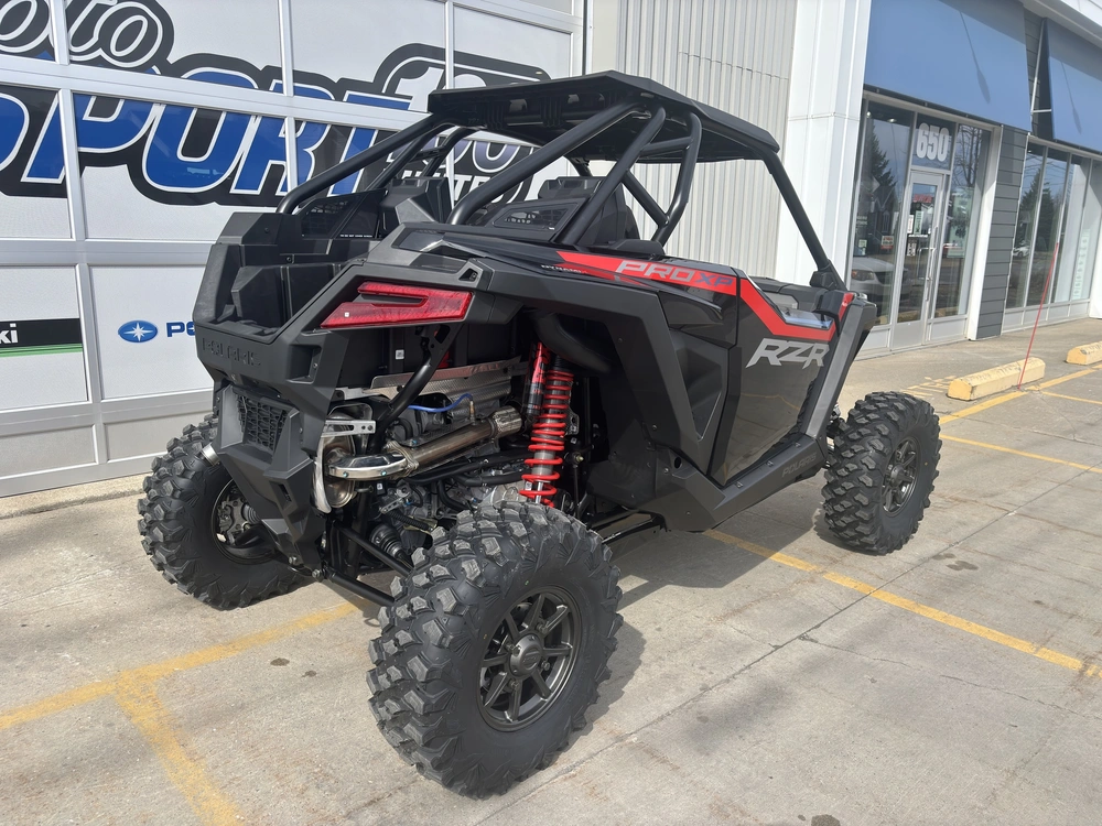 Polaris Rzr Pro Xp Ultimate 2025 alt
