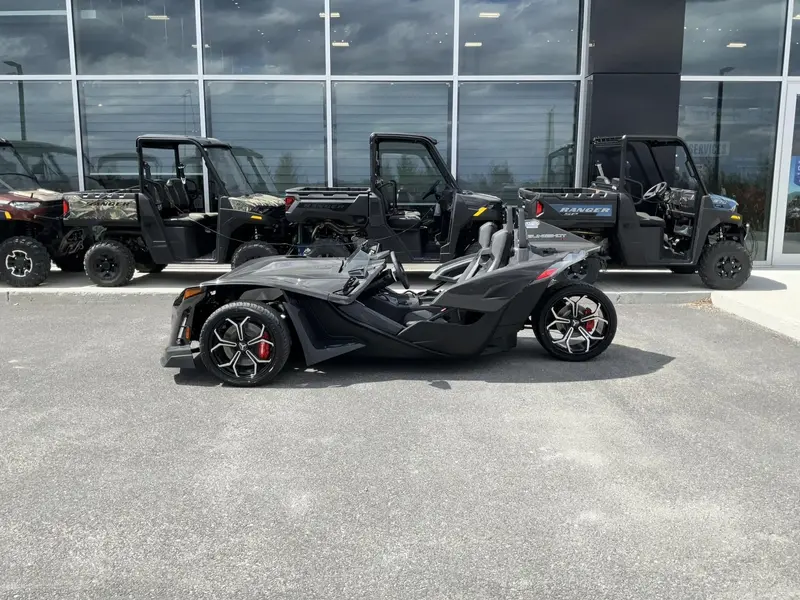 2025 Slingshot R - Autodrive