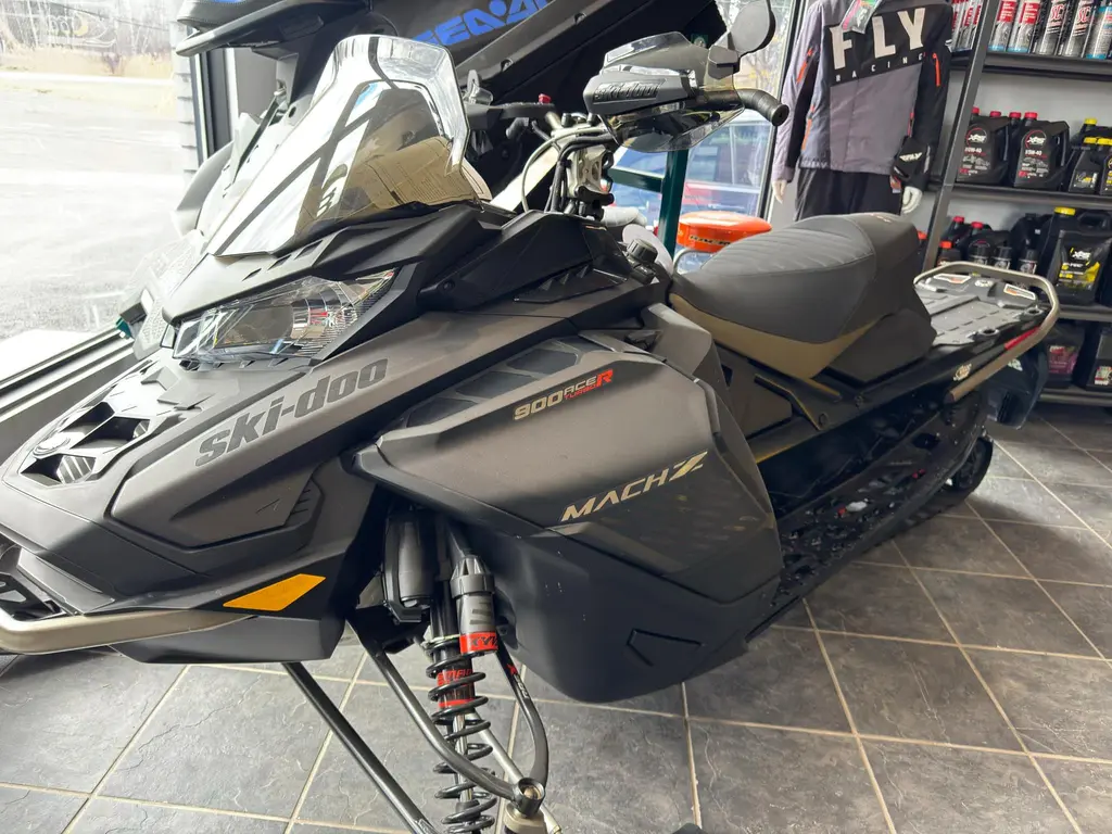 Ski-Doo MACH Z 2022