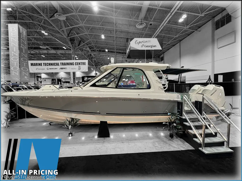  Boston Whaler 380 Realm 